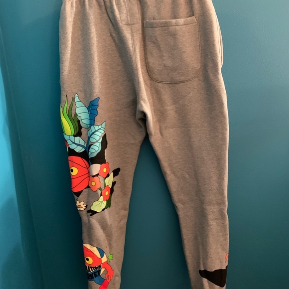 ChinatownMarketXDabsmyla collaboration sweatpants. - Picture 7 of 8